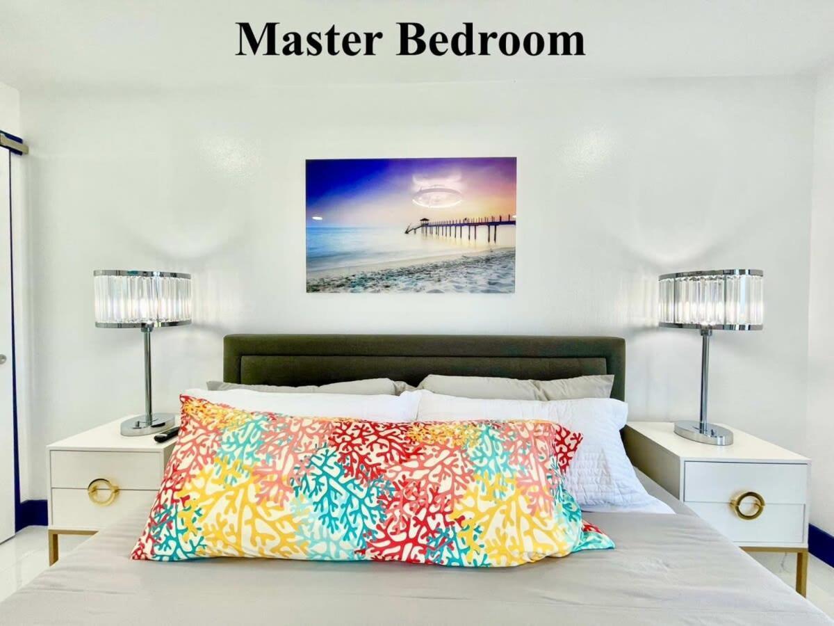 Artistic Decor Scenic Views Saltwater Heated Pool *