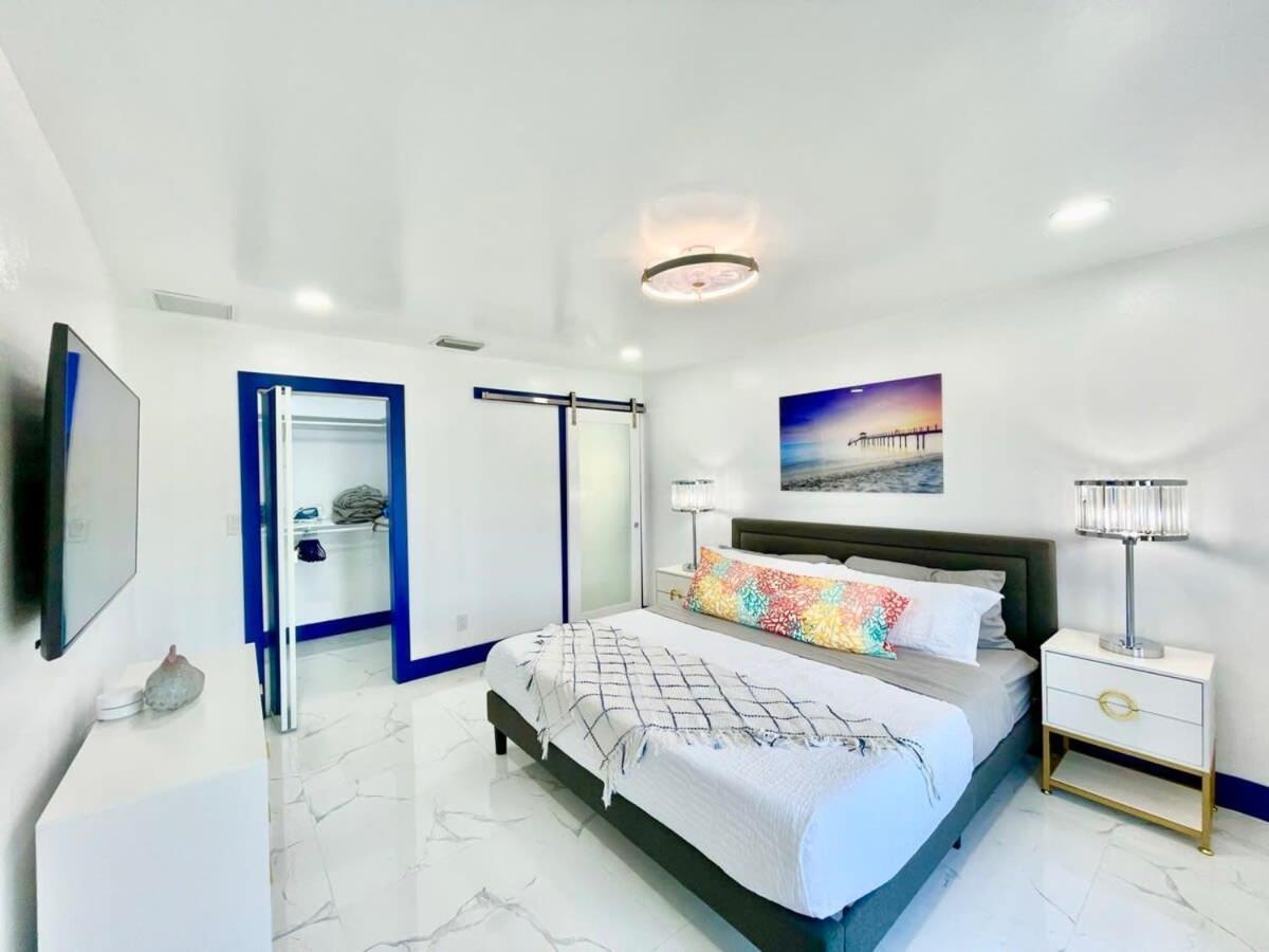 Artistic Decor Scenic Views Saltwater Heated Pool *