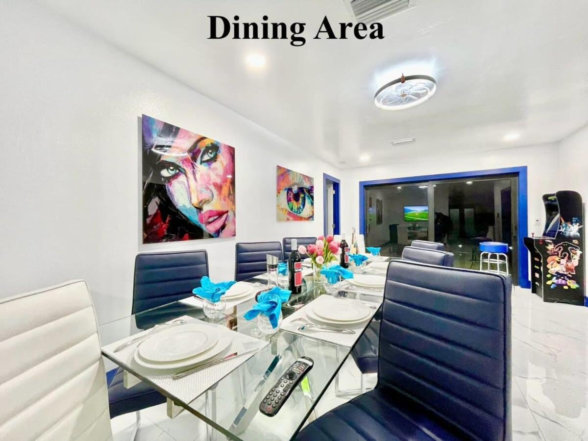 Artistic Decor Scenic Views Saltwater Heated Pool *