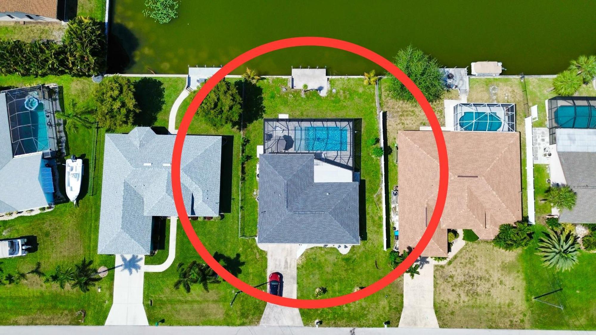 Artistic Decor Scenic Views Saltwater Heated Pool Cape Coral